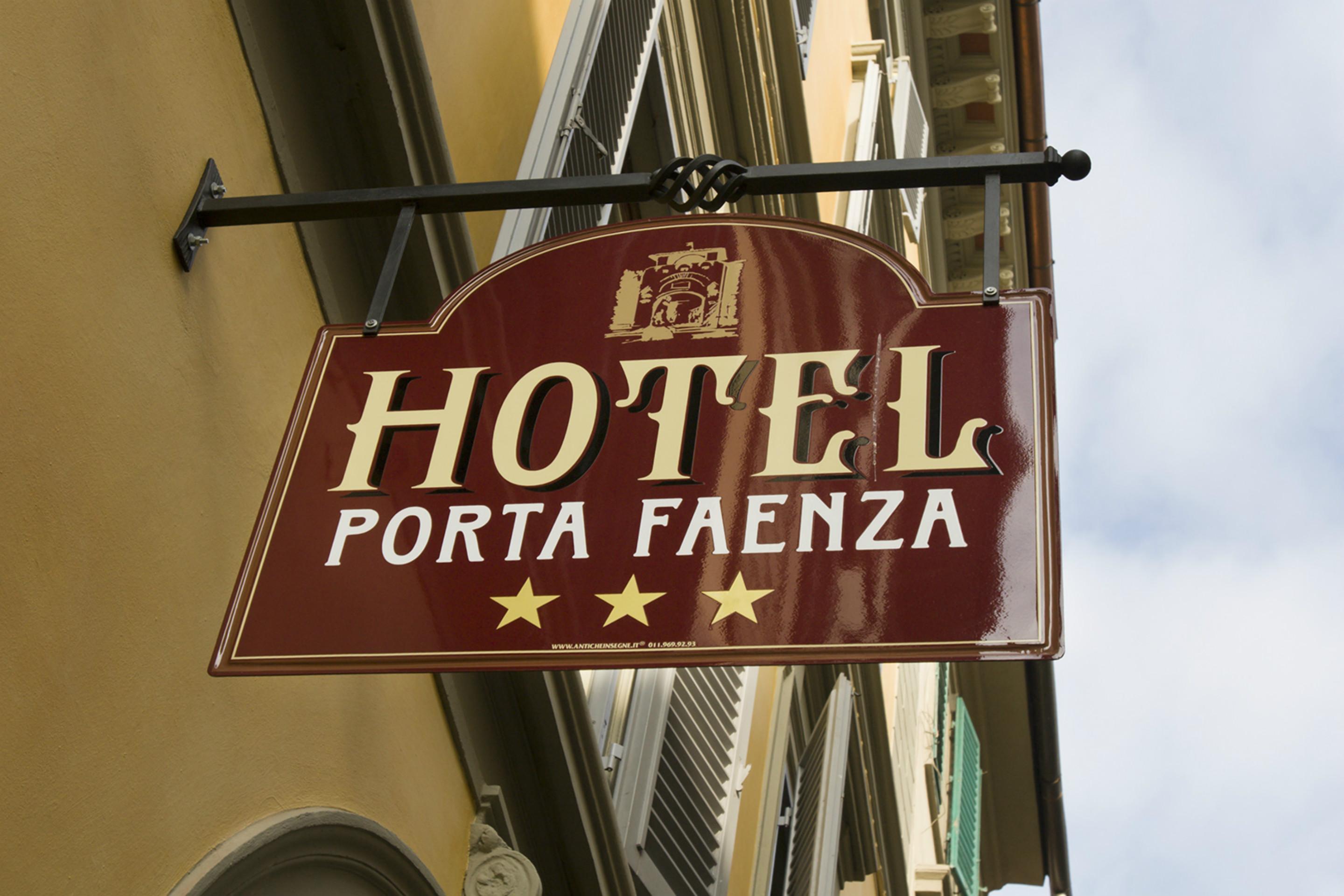 Hotel Porta Faenza Флоренция Экстерьер фото